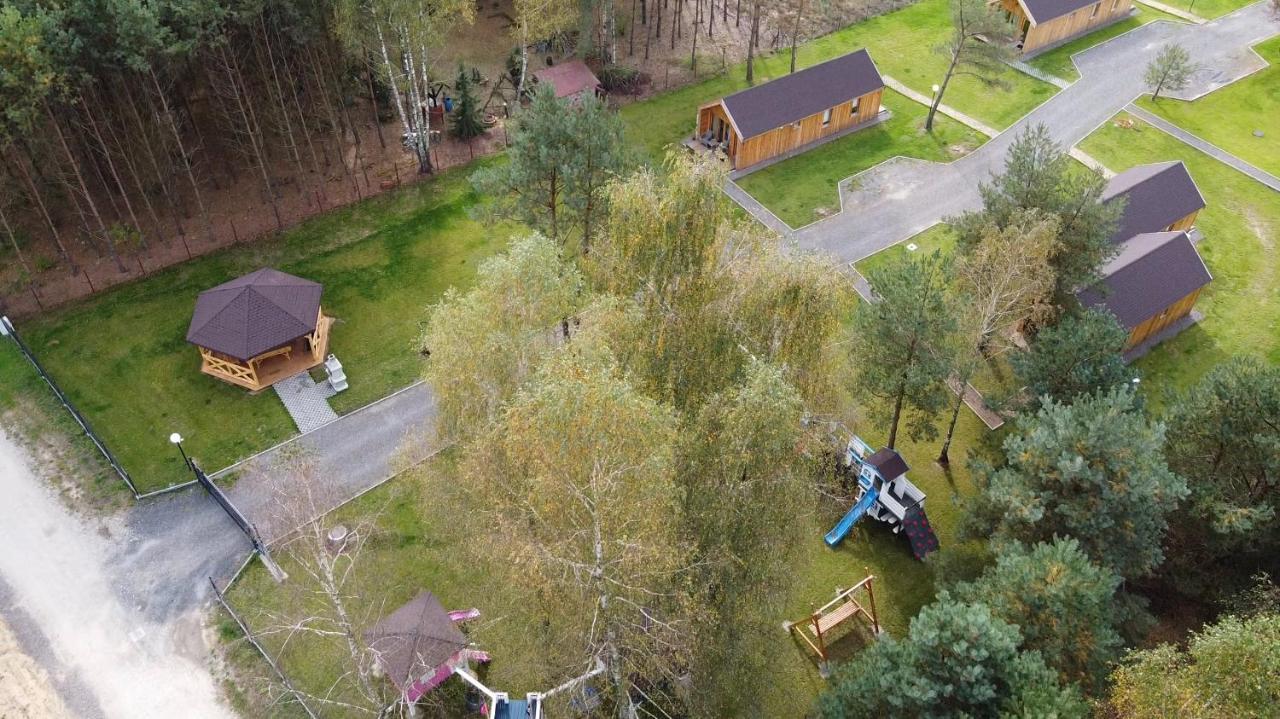 Hotel Lesna Osada Przy Suntago Park Krzyzowka  Esterno foto